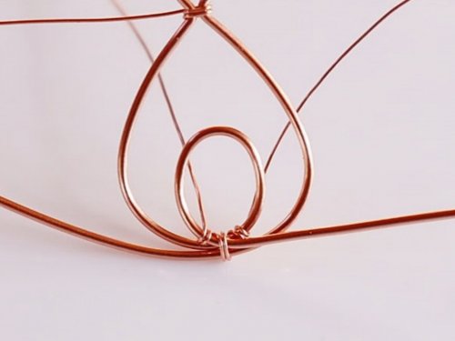 Erika Pal's Classic Wire and Stone Pendant - , Contemporary Wire Jewelry, Wire Wrapping, Wrapping, Wire Wrapping Jewelry, wrap the weaving wire