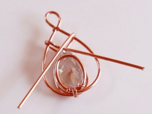 Erika Pal's Classic Wire and Stone Pendant - , Contemporary Wire Jewelry, Wire Wrapping, Wrapping, Wire Wrapping Jewelry, cross the wires behind the stone