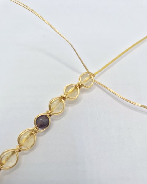 Natalie Patten's Bead and Wire Bracelet with Attached Clasp - , Contemporary Wire Jewelry, Wire Wrapping, Wrapping, Wire Wrapping Jewelry, add the final bead and frame with the fine wires
