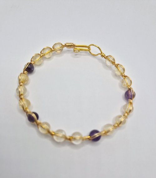 Natalie Patten's Bead and Wire Bracelet with Attached Clasp - , Contemporary Wire Jewelry, Wire Wrapping, Wrapping, Wire Wrapping Jewelry, shape the bangle