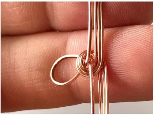 Erika Pal's Triple Strand Braided Wire Bracelet - , Contemporary Wire Jewelry, Wire Wrapping, Wrapping, Wire Wrapping Jewelry, Weaving, Wire Weaving, Weaving Wire, bend the three wires outward