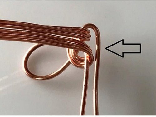 Erika Pal's Triple Strand Braided Wire Bracelet - , Contemporary Wire Jewelry, Wire Wrapping, Wrapping, Wire Wrapping Jewelry, Weaving, Wire Weaving, Weaving Wire, starting the braided wire