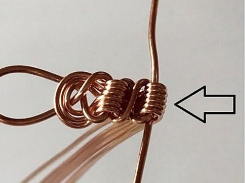 Erika Pal's Triple Strand Braided Wire Bracelet - , Contemporary Wire Jewelry, Wire Wrapping, Wrapping, Wire Wrapping Jewelry, Weaving, Wire Weaving, Weaving Wire, bend the wires sharply downward