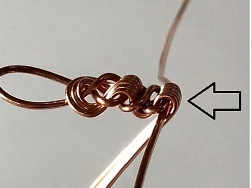 Erika Pal's Triple Strand Braided Wire Bracelet - , Contemporary Wire Jewelry, Wire Wrapping, Wrapping, Wire Wrapping Jewelry, Weaving, Wire Weaving, Weaving Wire, bend the wires downward