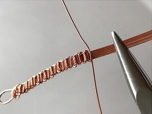 Erika Pal's Triple Strand Braided Wire Bracelet - , Contemporary Wire Jewelry, Wire Wrapping, Wrapping, Wire Wrapping Jewelry, Weaving, Wire Weaving, Weaving Wire, keep the wires straight and close