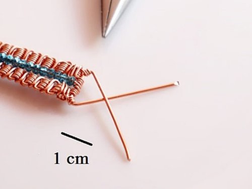 Erika Pal's Triple Strand Braided Wire Bracelet - , Contemporary Wire Jewelry, Wire Wrapping, Wrapping, Wire Wrapping Jewelry, Weaving, Wire Weaving, Weaving Wire, cross the wires