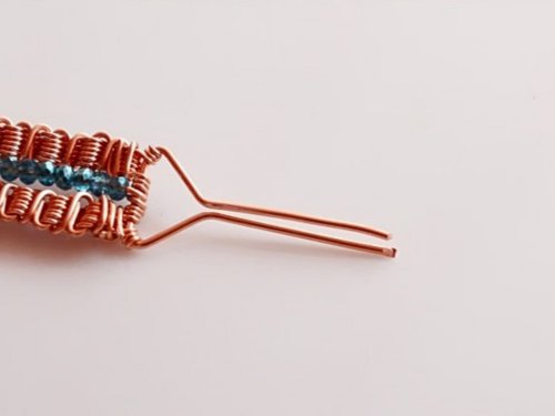 Erika Pal's Triple Strand Braided Wire Bracelet - , Contemporary Wire Jewelry, Wire Wrapping, Wrapping, Wire Wrapping Jewelry, Weaving, Wire Weaving, Weaving Wire, trim the the same length