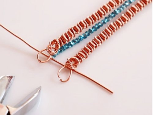 Erika Pal's Triple Strand Braided Wire Bracelet - , Contemporary Wire Jewelry, Wire Wrapping, Wrapping, Wire Wrapping Jewelry, Weaving, Wire Weaving, Weaving Wire, cut the middle of the loops