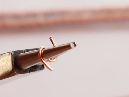 Erika Pal's Triple Strand Braided Wire Bracelet - , Contemporary Wire Jewelry, Wire Wrapping, Wrapping, Wire Wrapping Jewelry, Weaving, Wire Weaving, Weaving Wire, bend the other end in the other direction