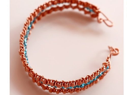 Erika Pal's Triple Strand Braided Wire Bracelet - , Contemporary Wire Jewelry, Wire Wrapping, Wrapping, Wire Wrapping Jewelry, Weaving, Wire Weaving, Weaving Wire, shape the bracelet on the mandrel