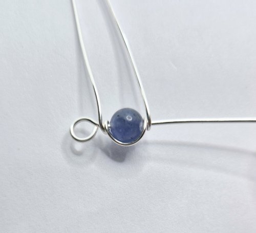Natalie Patten's Graduated Bead Component - , Contemporary Wire Jewelry, Wire Wrapping, Wrapping, Wire Wrapping Jewelry, wrap the wire around the eye pin
