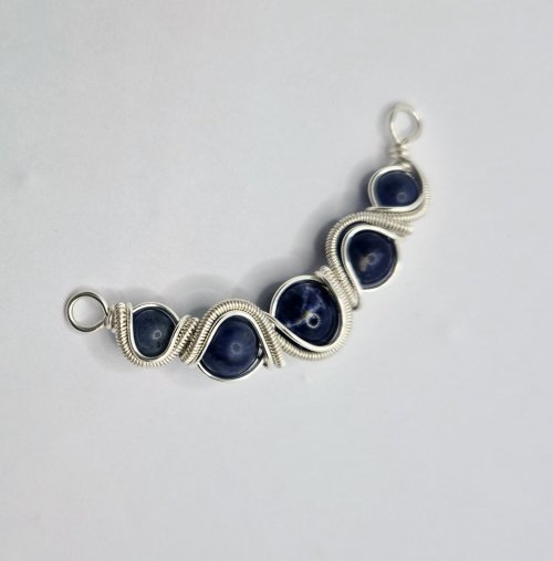 Natalie Patten's Graduated Bead Component - , Contemporary Wire Jewelry, Wire Wrapping, Wrapping, Wire Wrapping Jewelry, turn the loops upward for a necklace