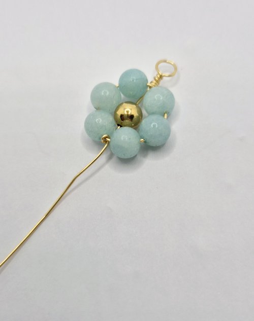Natalie Patten's Beaded Flower Connector - , Contemporary Wire Jewelry, Loops, Wire Loop, Wrapped Wire Loop, loop the wire around the core wire
