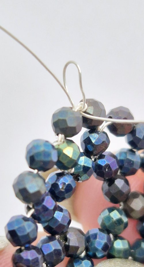 Natalie Patten's Bead and Wire Circular Component - , Contemporary Wire Jewelry, Weaving, Wire Weaving, Weaving Wire, Beads, wrap the wire 3 times