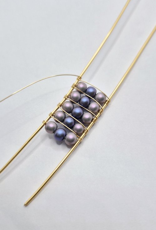 Natalie Patten's Channel-set Beaded Cuff Bracelet - , Contemporary Wire Jewelry, Wire Wrapping, Wrapping, Wire Wrapping Jewelry, the back of the cuff looks like this