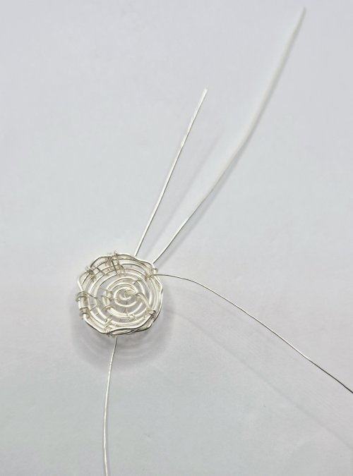 Natalie Patten's Birds Nest Pendant - , Contemporary Wire Jewelry, Wire Wrapping, Wrapping, Wire Wrapping Jewelry, Weaving, Wire Weaving, Weaving Wire, Bound frame