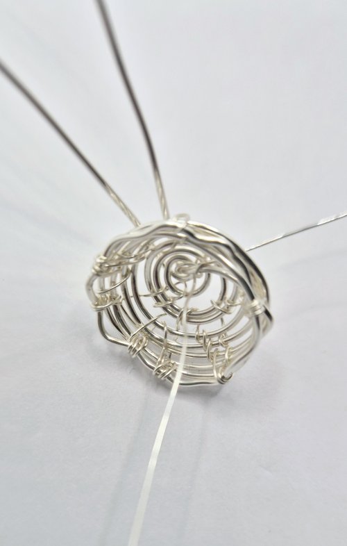 Natalie Patten's Birds Nest Pendant - , Contemporary Wire Jewelry, Wire Wrapping, Wrapping, Wire Wrapping Jewelry, Weaving, Wire Weaving, Weaving Wire, Decide where to position first bead