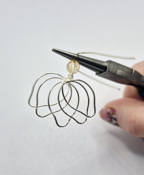 Natalie Patten's Lotus Pendant - , Contemporary Wire Jewelry, Wire Wrapping, Wrapping, Wire Wrapping Jewelry, Create a loop