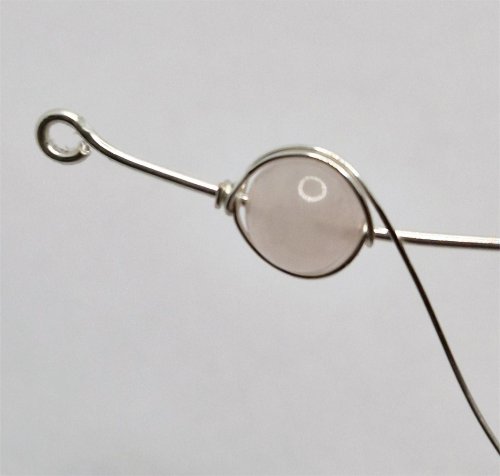 Natalie Patten's Herringbone Weave Connectors - , Contemporary Wire Jewelry, Making Chain, Chain Making , Findings, Clasps, Components, Wire Wrapping, Wrapping, Wire Wrapping Jewelry, Bring the wire behind
