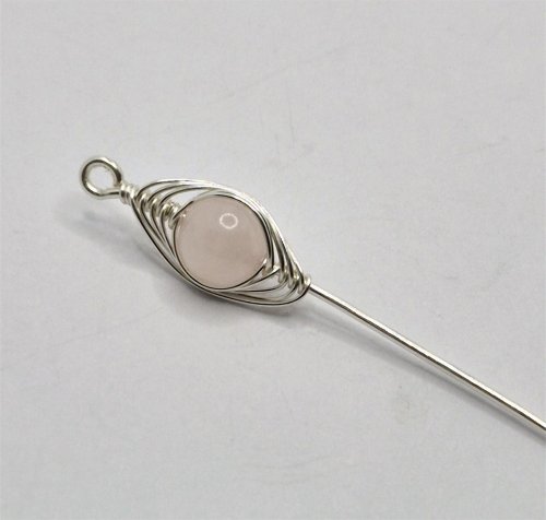 Natalie Patten's Herringbone Weave Connectors - , Contemporary Wire Jewelry, Making Chain, Chain Making , Findings, Clasps, Components, Wire Wrapping, Wrapping, Wire Wrapping Jewelry, Slide the woven bead 
