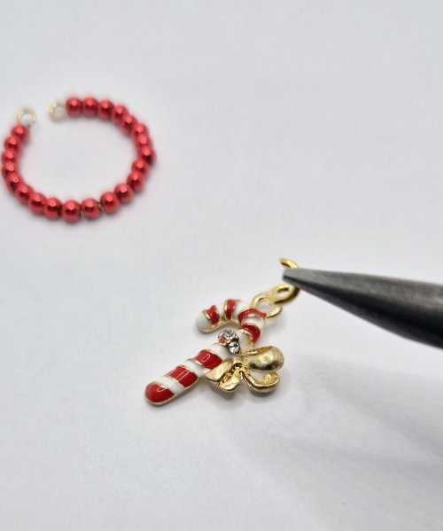 Natalie Patten's Festive Glass Charms - , Hair Accessories, Zipper Pulls, Christmas Ornaments, Loops, Wire Loop, Wrapped Wire Loop, Memory wire,  attach it to your charm.