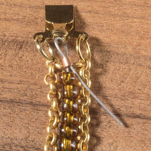Nancy Chase's Boot Chain  - , Beading, Findings, Clasps, Components, Loops, Wire Loop, Wrapped Wire Loop, , Add a crimp bead 