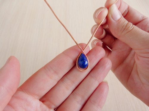 Oksana Truhan's Elegant Pendant - , Contemporary Wire Jewelry, Weaving, Wire Weaving, Weaving Wire, wrap around the briolette