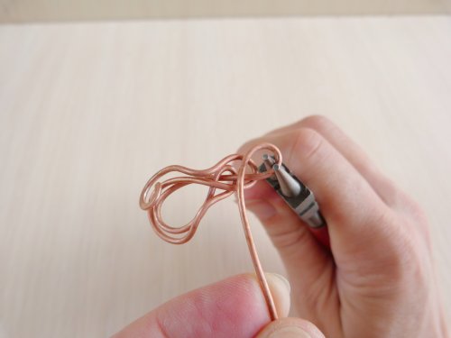 Oksana Truhan's Elegant Pendant - , Contemporary Wire Jewelry, Weaving, Wire Weaving, Weaving Wire, creat a loop