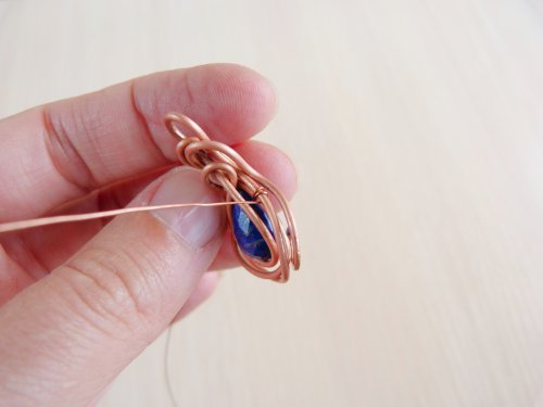 Oksana Truhan's Elegant Pendant - , Contemporary Wire Jewelry, Weaving, Wire Weaving, Weaving Wire, wrap the 24g wire around the frame