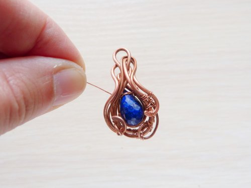 Oksana Truhan's Elegant Pendant - , Contemporary Wire Jewelry, Weaving, Wire Weaving, Weaving Wire, wrap the top of the briolette