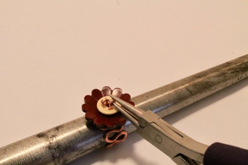 Judy Freyer Thompson's Vintage Button Ring - , Contemporary Wire Jewelry, Forging, Forging Jewelry, Jewelry Forging, Texturing, tuck the tails