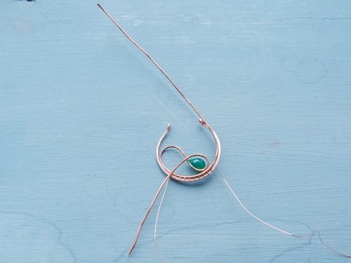 Oksana Truhan's Woven Wire Hoops - , Wire Weaving, Lashing, Wire Lashing, Loops, Wire Loop, Wrapped Wire Loop, Spirals, Wire Spiral, Spiral Wire Wrap, Oxidizing Wire, Oxidizing, Antiquing Wire, Antiquing, Wire Wrapping, Wrapping, Wire Wrapping Jewelry, Weaving, Wire Weaving, Weaving Wire, bend the wire