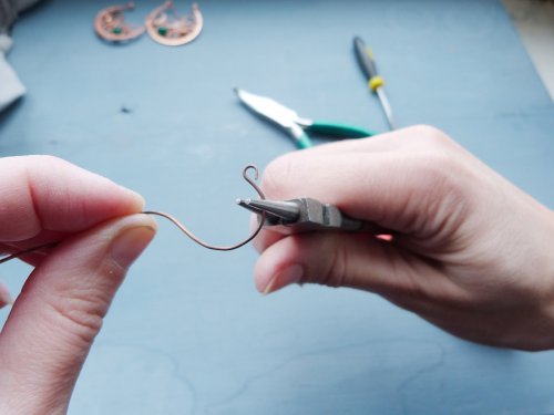 Oksana Truhan's Woven Wire Hoops - , Wire Weaving, Lashing, Wire Lashing, Loops, Wire Loop, Wrapped Wire Loop, Spirals, Wire Spiral, Spiral Wire Wrap, Oxidizing Wire, Oxidizing, Antiquing Wire, Antiquing, Wire Wrapping, Wrapping, Wire Wrapping Jewelry, Weaving, Wire Weaving, Weaving Wire, make the ear wire