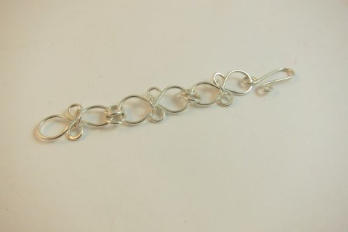 Karen Meador, Ph.D.'s Infinity Link Bracelet - , Contemporary Wire Jewelry, Findings, Clasps, Components, Loops, Wire Loop, Wrapped Wire Loop, Connect the links with two jump rings between each link pair