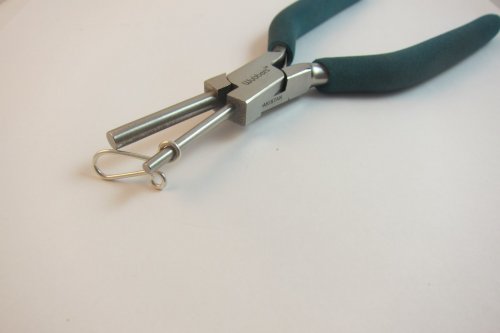 Karen Meador, Ph.D.'s Infinity Link Bracelet - , Contemporary Wire Jewelry, Findings, Clasps, Components, Loops, Wire Loop, Wrapped Wire Loop,  use the smaller tine again 