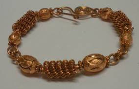 Judy Larson's How to Make a Wire Coil and Bead - , Classic Wire Jewelry, Coiling, Coiling Wire, Wire Coiling, Findings, Clasps, Components, Wire Wrapping, Wrapping, Wire Wrapping Jewelry, Coil copper bracelet