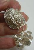 Judy Larson's Coiled Wire Jewelry Series  Part 3 - Focal Bead Bracelet - , Contemporary Wire Jewelry, Coiling, Coiling Wire, Wire Coiling, Loops, Wire Loop, Wrapped Wire Loop, Spirals, Wire Spiral, Spiral Wire Wrap, Wire Wrapping, Wrapping, Wire Wrapping Jewelry, , Connecting focal bead with silver wire