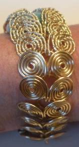Judy Larson's Coiled Wire Jewelry Series  Part 3 - Focal Bead Bracelet - , Contemporary Wire Jewelry, Coiling, Coiling Wire, Wire Coiling, Loops, Wire Loop, Wrapped Wire Loop, Spirals, Wire Spiral, Spiral Wire Wrap, Wire Wrapping, Wrapping, Wire Wrapping Jewelry, , Twisted and regular Bronze wire Egyptian Spiral bracelet