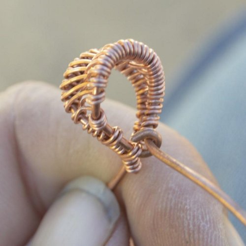 Deborah Kelly's Tree of Life Pendant - , Contemporary Wire Jewelry, Weaving, Wire Weaving, Weaving Wire, , Take the end of the bail wires 