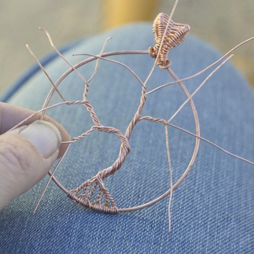 Deborah Kelly's Tree of Life Pendant - , Contemporary Wire Jewelry, Weaving, Wire Weaving, Weaving Wire, , Twist the remaining wires 