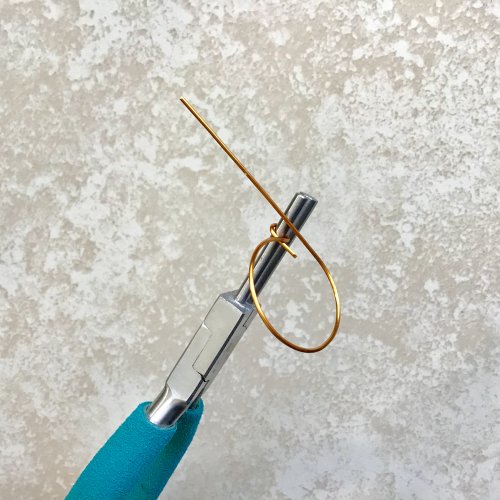 Kristal Wick's Ombre Wire Resin Earrings - , Contemporary Wire Jewelry, Loops, Wire Loop, Wrapped Wire Loop,  wrap the short end around the smaller jaw