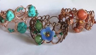 Loopy Loo Graduated Wire Bracelet