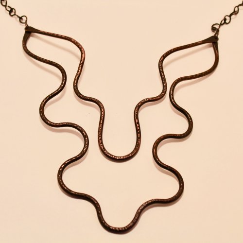 Gentle Curves Necklace