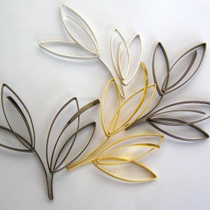 Sketch Style Wire Leaf