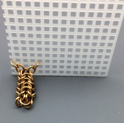Marilyn Gardiner's A New Idea for Starting a Chainmail Weave - , Chain Maille Jewelry, Design, Roundmaille
