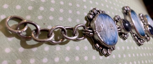 Judy Larson's Open or Closed Jump RIngs on Bracelets and Necklaces - , General Education, , open or closed jump rings
