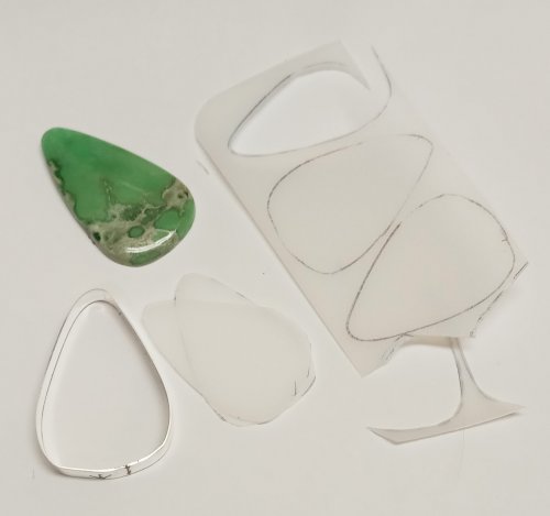 Judy Larson's Raising Stones in Bezel Settings - , General Education, , Trace the inside of the bezel on the plastic sheet
