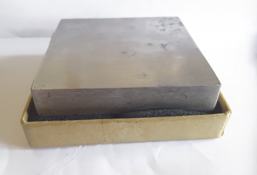 A neat way to use and store your bench block