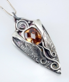 Tucson Streaming Class Lisel Crowley Unwrapped Pendant In Metal Clay